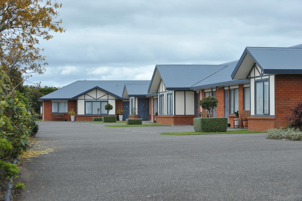 Tudor Lodge Motel Hawera Habitación foto